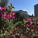 By Privée Dans Maison Familiale *