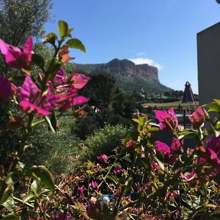 By Privee Dans Maison Familiale *