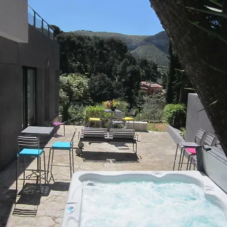 By Privee Dans Maison Familiale Séjour chez l'habitant