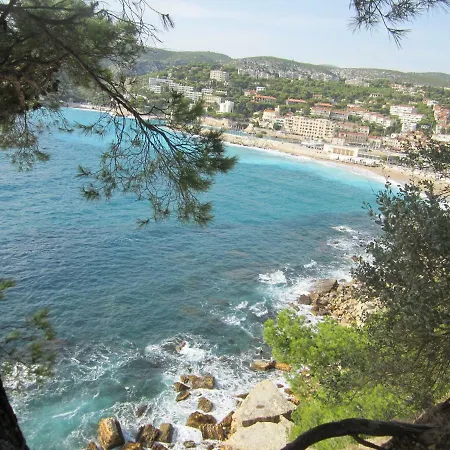 By Privee Dans Maison Familiale Séjour chez l'habitant