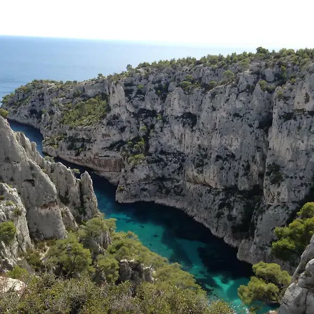 By Privee Dans Maison Familiale Cassis